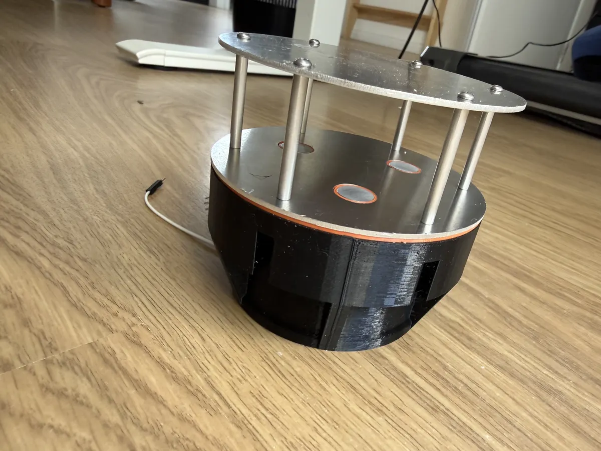 The assembled Penon prototype: aluminium cavity, TPU sole and printed housing.